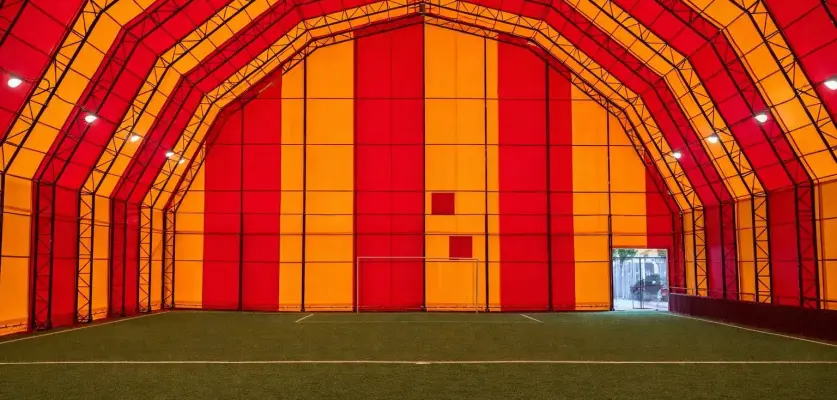 Bahçelievler Çocuk Esirgeme Kurumu Kapalı Halı Saha Projesi